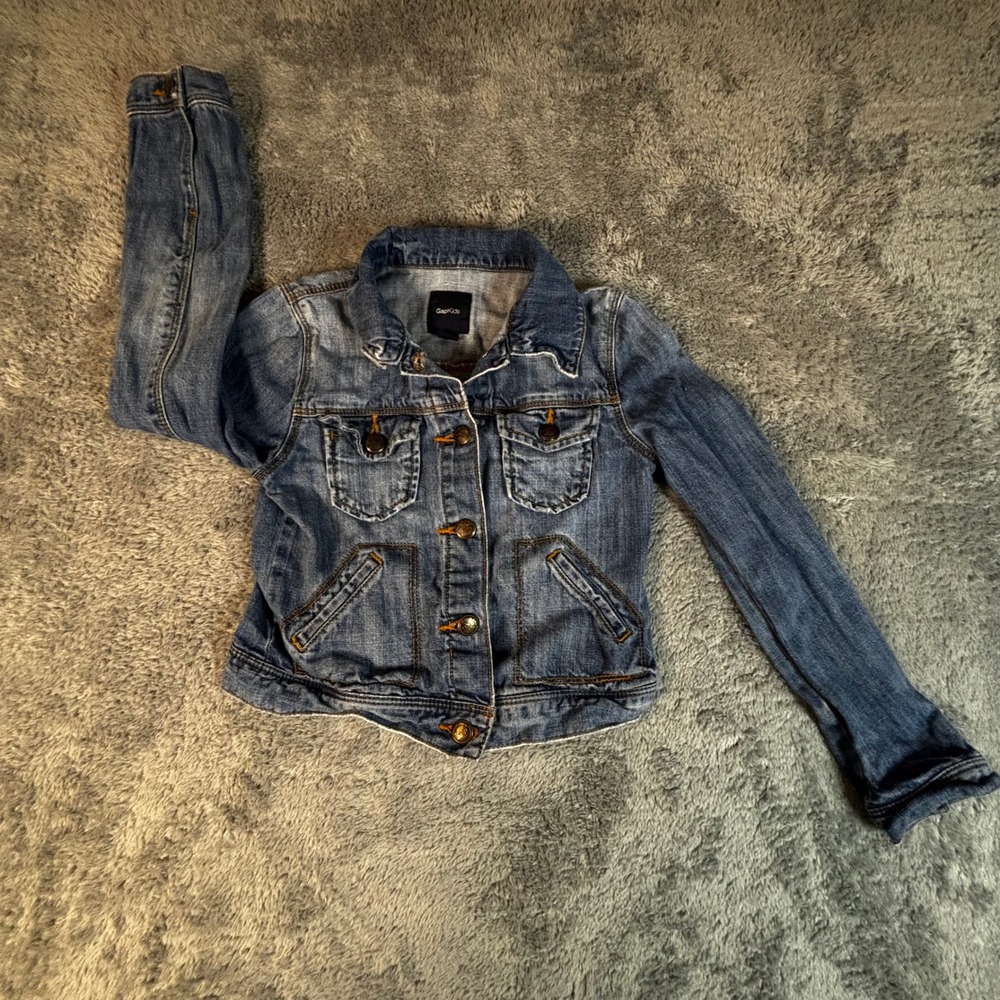 GapKids Blue Denim Trucker Jacket Medium Wash Boys Girls Size M